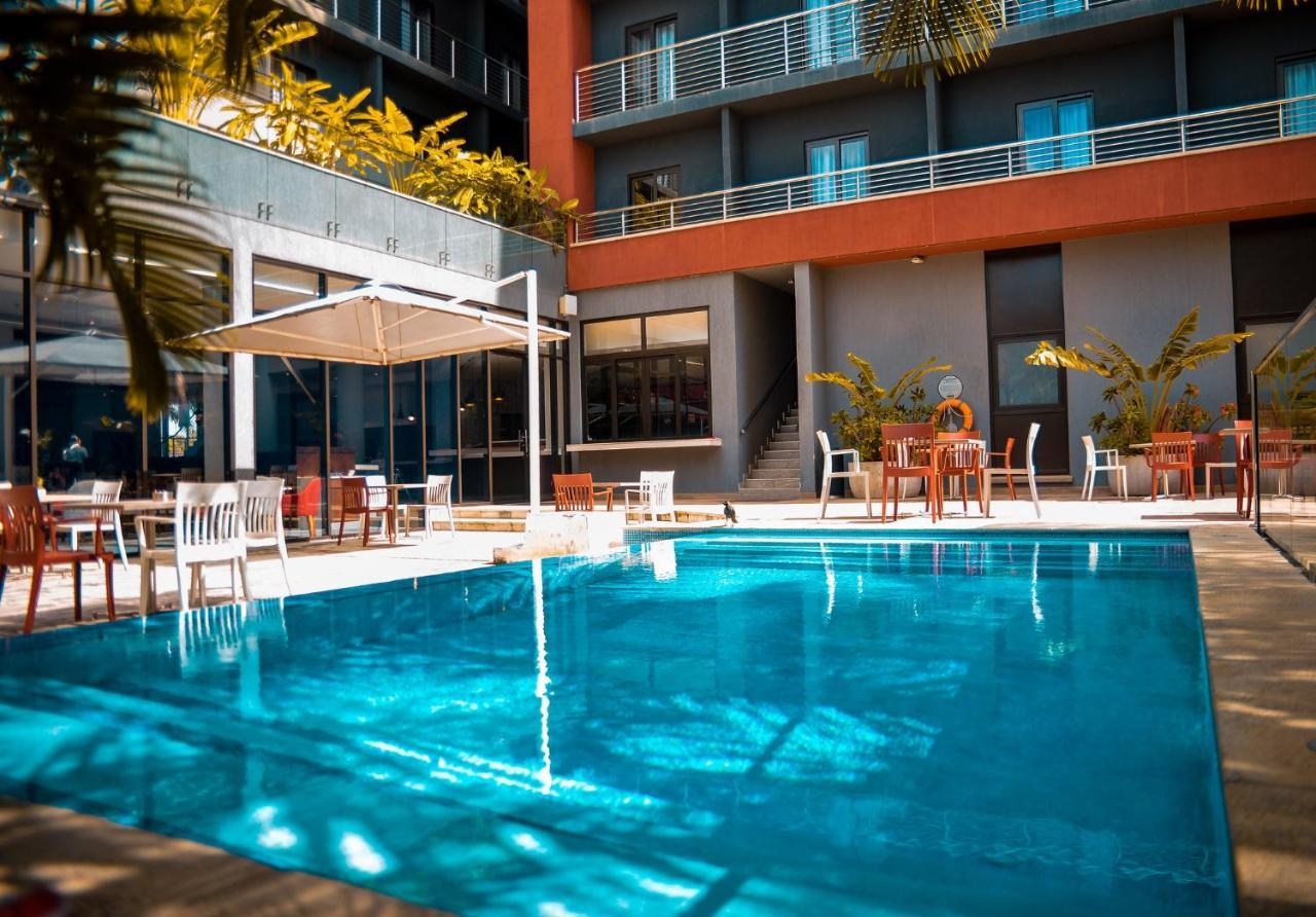 Hotel Crowne Plaza - Dar Es Salaam By Ihg Exterior foto